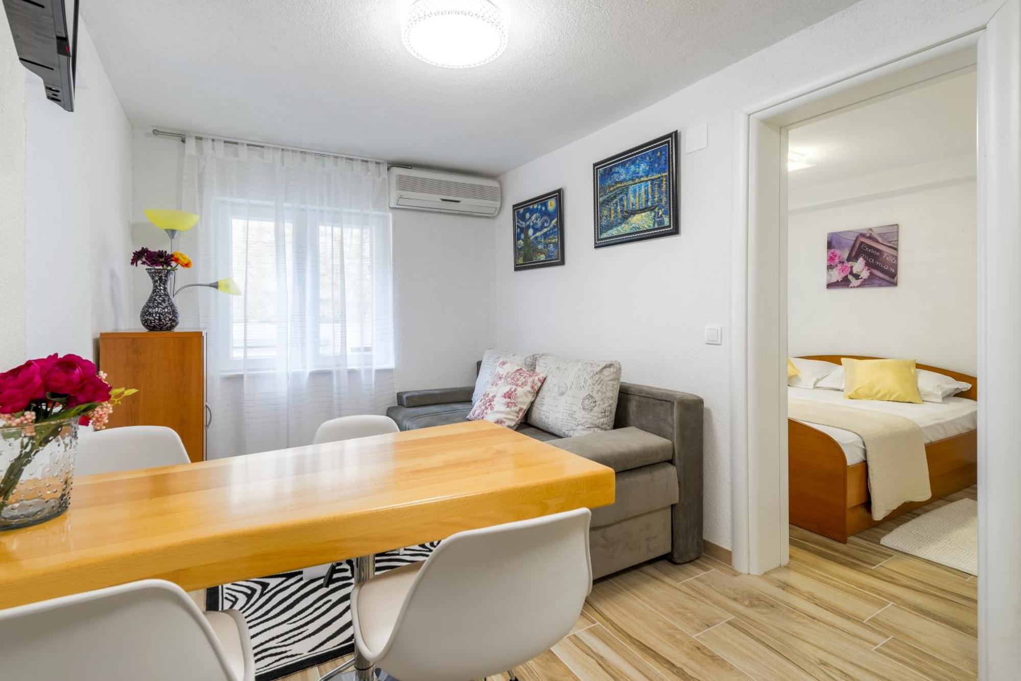 Apartments By The Sea Baska Voda, Makarska - 17570 Kamer foto