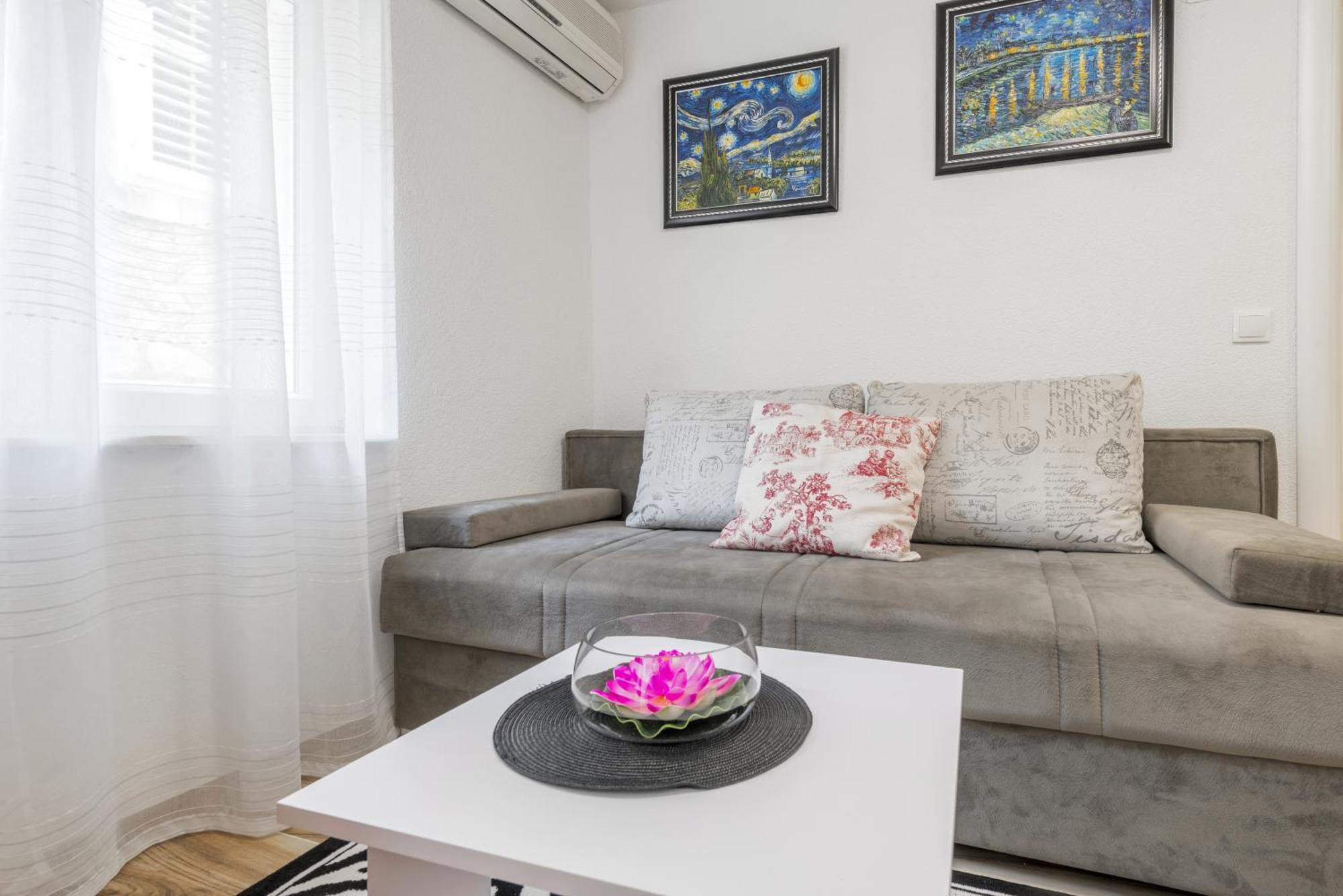 Apartments By The Sea Baska Voda, Makarska - 17570 Kamer foto